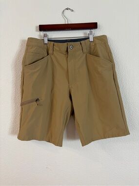 Patagonia hiking shorts men’s size 32